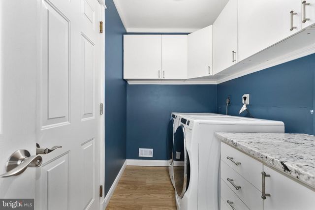 1521 FENWAY RD, Crofton, MD 21114