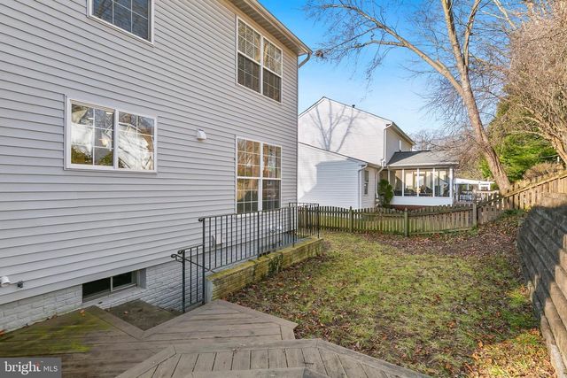 1521 FENWAY RD, Crofton, MD 21114