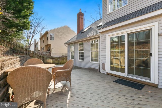 1521 FENWAY RD, Crofton, MD 21114