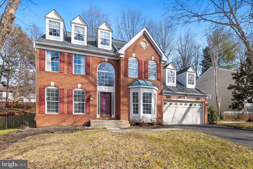 1521 FENWAY RD, Crofton, MD 21114