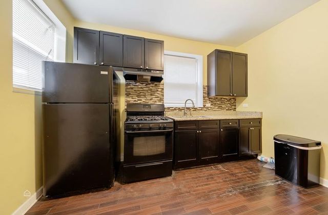 8125 S EVANS Avenue, Chicago, IL 60619