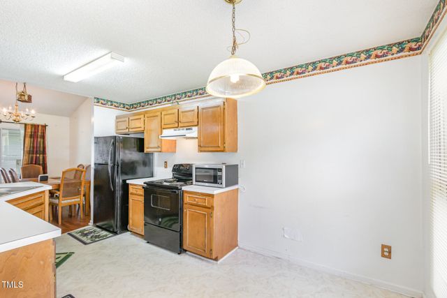 2316 Carthage Circle, Raleigh, NC 27604