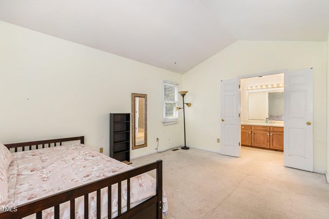 2316 Carthage Circle, Raleigh, NC 27604