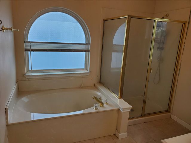 5423 Bryce Canyon Court, Fort Worth, TX 76137