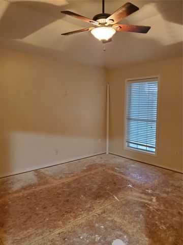 5423 Bryce Canyon Court, Fort Worth, TX 76137