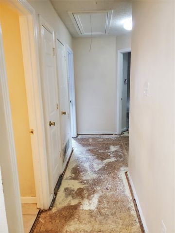 5423 Bryce Canyon Court, Fort Worth, TX 76137