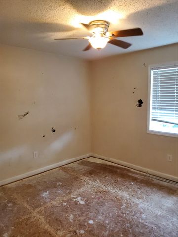 5423 Bryce Canyon Court, Fort Worth, TX 76137