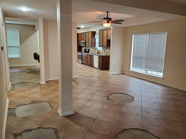 5423 Bryce Canyon Court, Fort Worth, TX 76137
