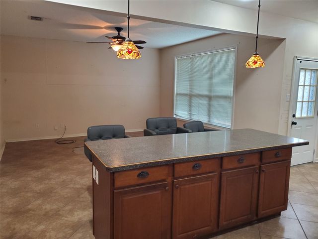 5423 Bryce Canyon Court, Fort Worth, TX 76137