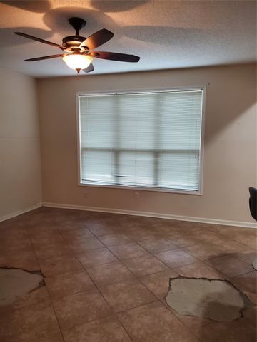 5423 Bryce Canyon Court, Fort Worth, TX 76137