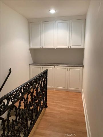 292 Alpine Street 2, Pasadena, CA 91106