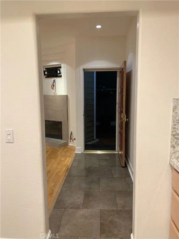 292 Alpine Street 2, Pasadena, CA 91106