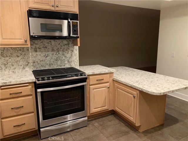 292 Alpine Street 2, Pasadena, CA 91106