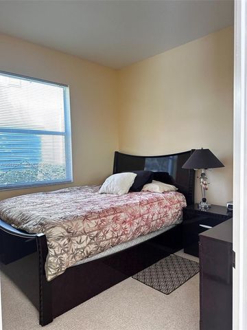 606 Mariner Bay Blvd, Fort Pierce, FL 34949