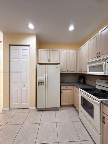 606 Mariner Bay Blvd, Fort Pierce, FL 34949