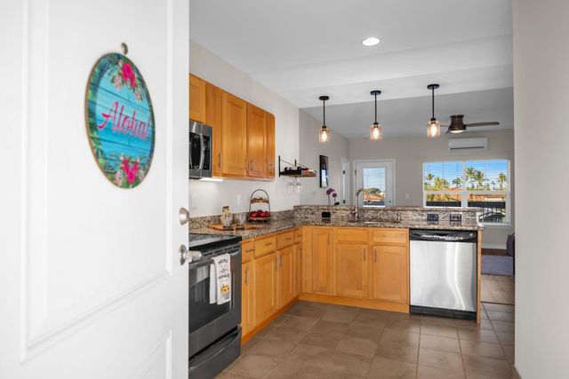 3708 Lower Honoapiilani Rd Apt 33, Lahaina, HI 96761