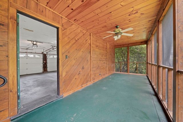 20 Worcester Dr, Norwood, MA 02062
