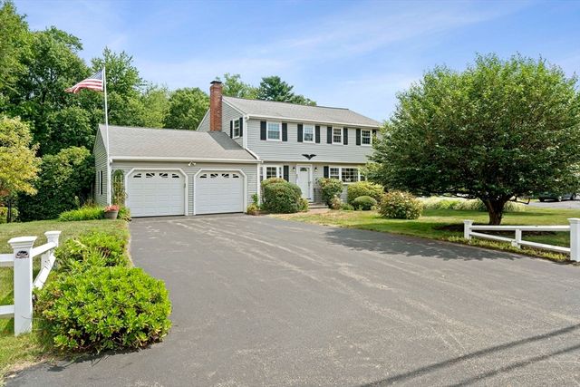 20 Worcester Dr, Norwood, MA 02062