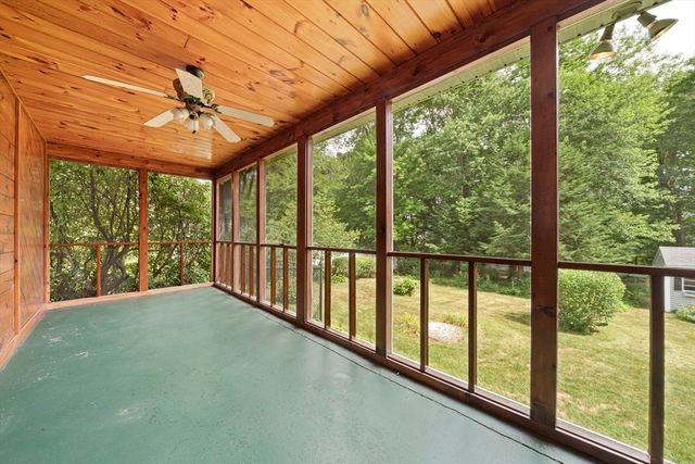20 Worcester Dr, Norwood, MA 02062