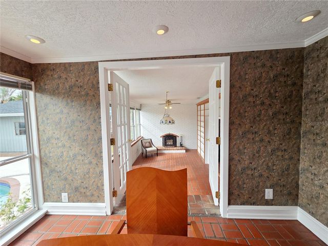 2910 11TH AVENUE N, St Petersburg, FL 33713