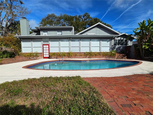 2910 11TH AVENUE N, St Petersburg, FL 33713