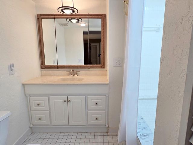 2910 11TH AVENUE N, St Petersburg, FL 33713