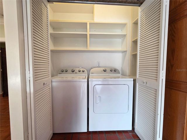 2910 11TH AVENUE N, St Petersburg, FL 33713