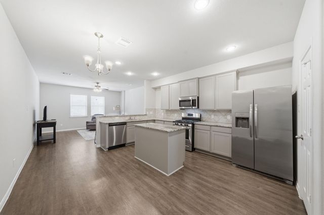 3607 Vineyard Lane, Pasadena, TX 77504