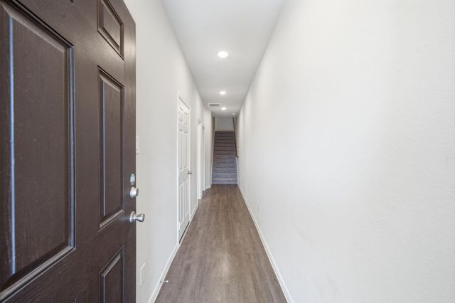 3607 Vineyard Lane, Pasadena, TX 77504