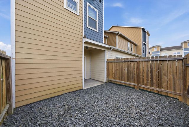 3607 Vineyard Lane, Pasadena, TX 77504