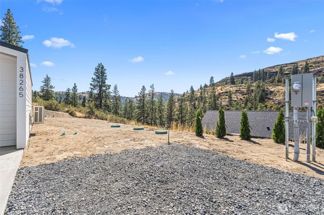 38265 Timber Lane N, Lincoln, WA 99147