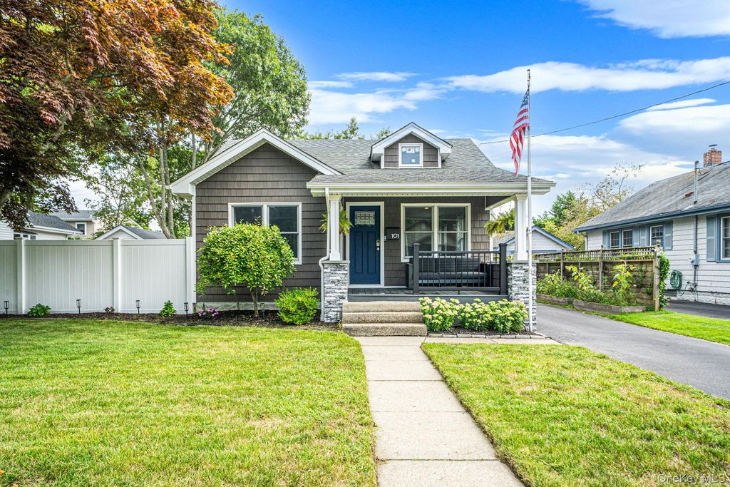 101 Highland Avenue, Patchogue, NY 11772 — exterior