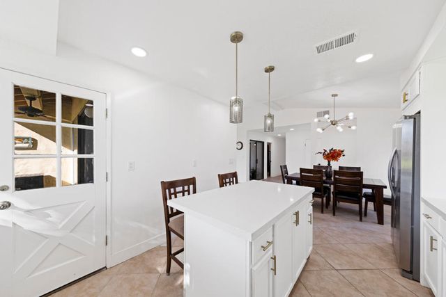 281 San Remo Street, Palm Desert, CA 92260