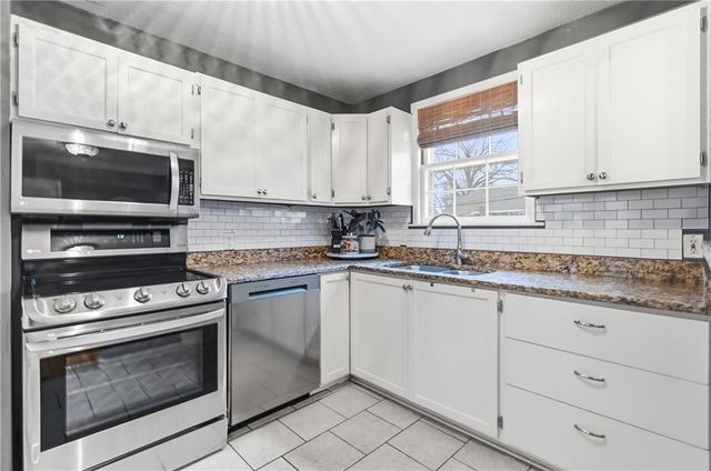 5327 Rosewood Street, Roeland Park, KS 66205