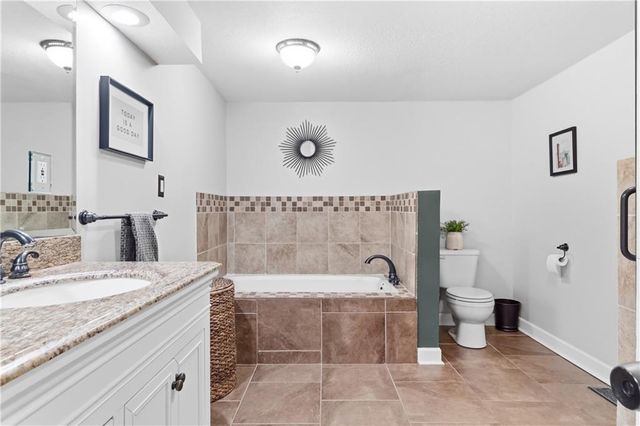 5327 Rosewood Street, Roeland Park, KS 66205