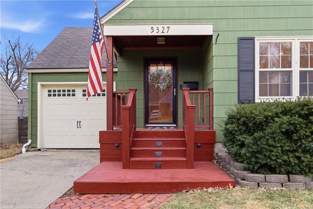 5327 Rosewood Street, Roeland Park, KS 66205