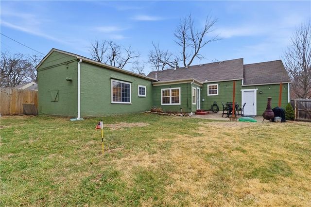 5327 Rosewood Street, Roeland Park, KS 66205