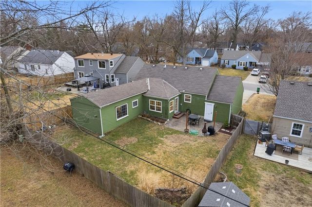 5327 Rosewood Street, Roeland Park, KS 66205