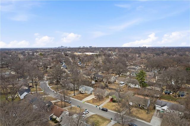 5327 Rosewood Street, Roeland Park, KS 66205