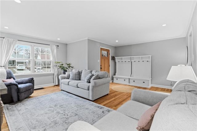 5327 Rosewood Street, Roeland Park, KS 66205