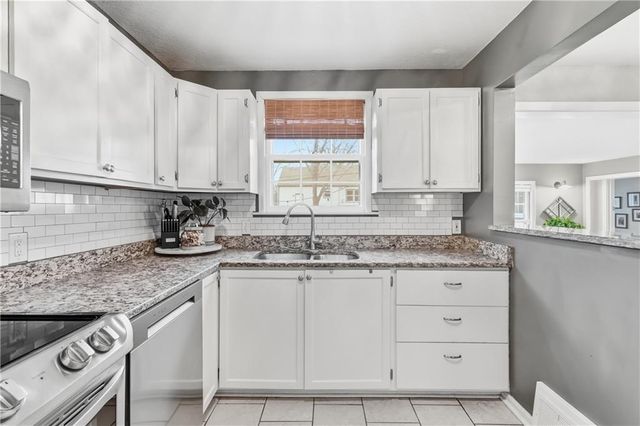 5327 Rosewood Street, Roeland Park, KS 66205