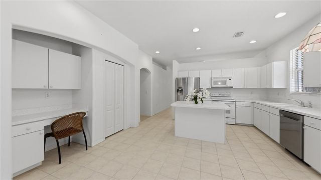 5528 BURNT BRANCH CIRCLE, Sarasota, FL 34232