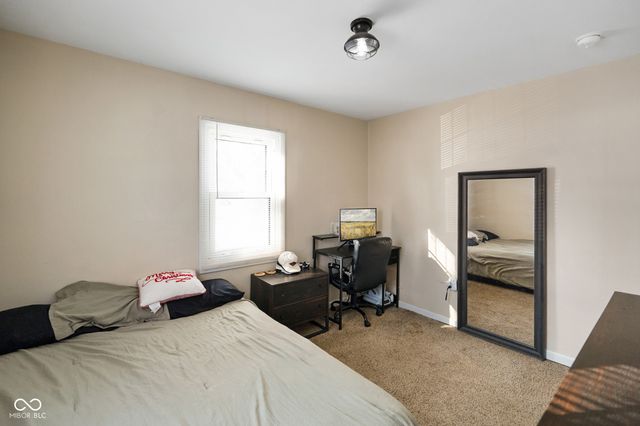 77 S Tresslar Avenue, Bargersville, IN 46106