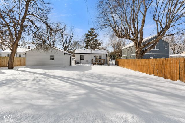 77 S Tresslar Avenue, Bargersville, IN 46106