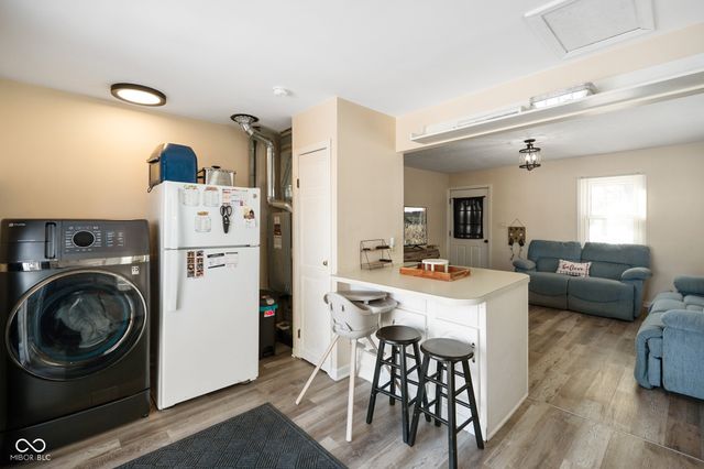 77 S Tresslar Avenue, Bargersville, IN 46106