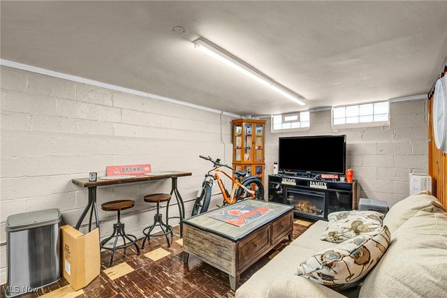 4514 Tuxedo Avenue, Parma, OH 44134