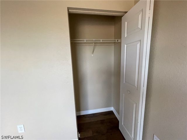7965 Preserve CIR 735, Naples, FL 34119