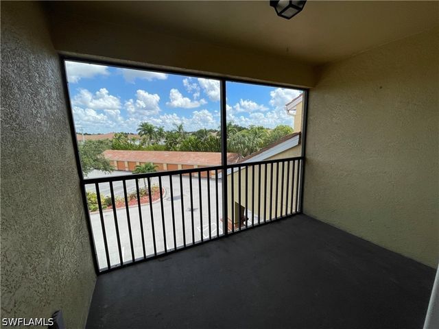 7965 Preserve CIR 735, Naples, FL 34119