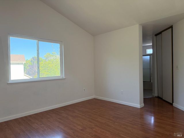 322 Ridgecrest Cir, Suisun City, CA 94585