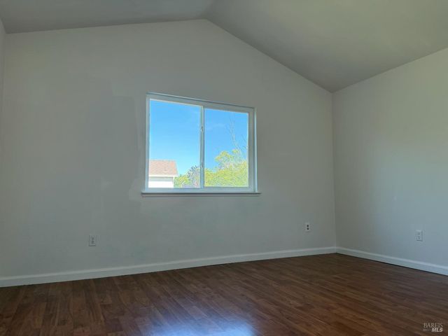 322 Ridgecrest Cir, Suisun City, CA 94585